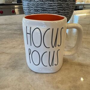 Hocus Pocus White and Orange Mug Halloween 2021